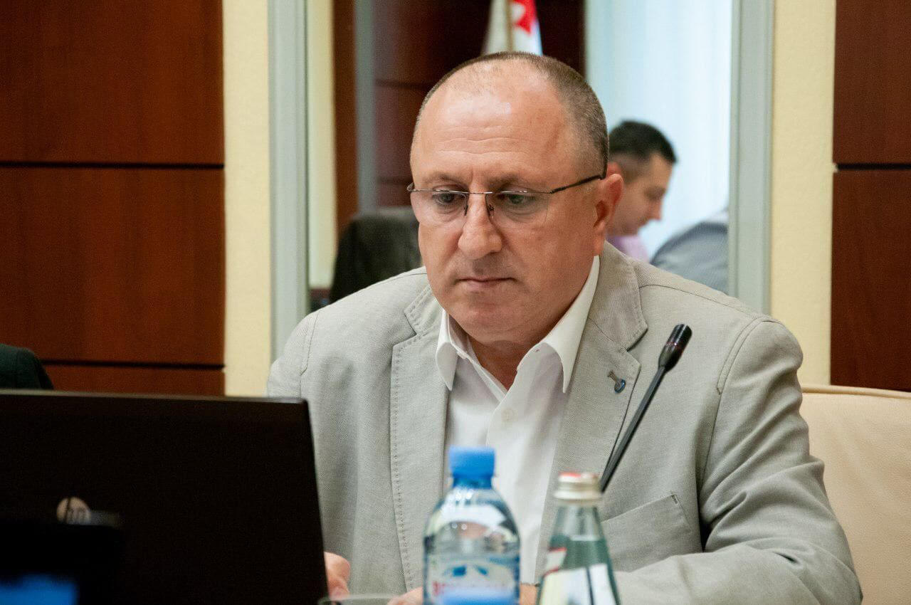 უზენაესი სასამართლოს პლენუმმა საკონსტიტუციო სასამართლოს მოსამართლედ სერგო მეთოფიშვილი დანიშნა