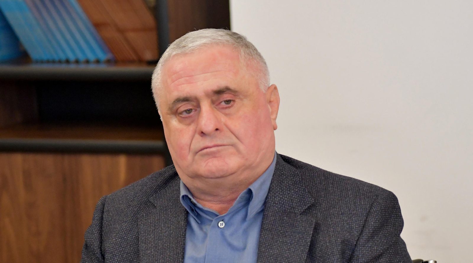 ირაკლი აბესაძე - ვიქტორ ჯაფარიძეს 1000 ლარად გაუყიდია „პოსტივი“ - რატომ აღარ ანდეს პროპაგანდის ეს იარაღი მას და რა დაპირისპირებებია „ქოცებში“, მალე გამოჩნდება