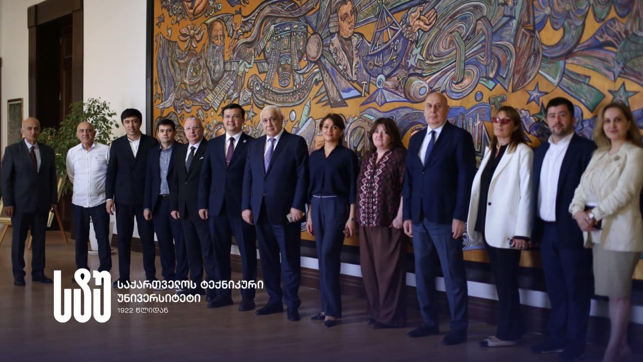 სტუ-ის რექტორი, აკადემიკოსი დავით გურგენიძე ტაშკენტის კიმიოს საერთაშორისო უნივერსიტეტის რექტორს, პროფესორ აკმალ ალაკულიევს შეხვდა