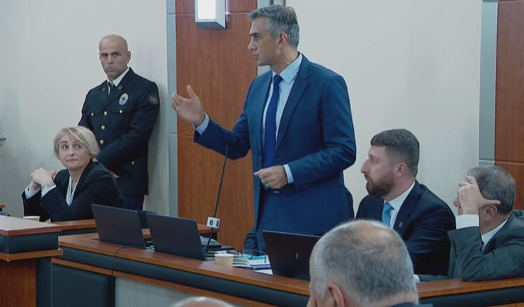 გიორგი კახიანი ანა წითლიძეს - ძალიან დიდი ტყუილია თქვენი რეპლიკა - არ მინდა გავიხსენო და ვისაუბრო იმაზე, რამხელა წნეხის და ზეწოლის ქვეშ იყო ჩემი ოჯახი თქვენი ხელისუფლების პირობებში