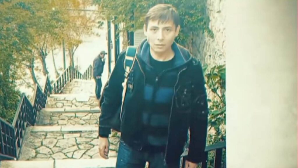 პოლიციის მხრიდან ძალადობის ამსახველი კადრების გამავრცელებელს ნარკოტიკებთან დაკავშირებული ბრალდებით 17 წლით პატიმრობა მიესაჯა