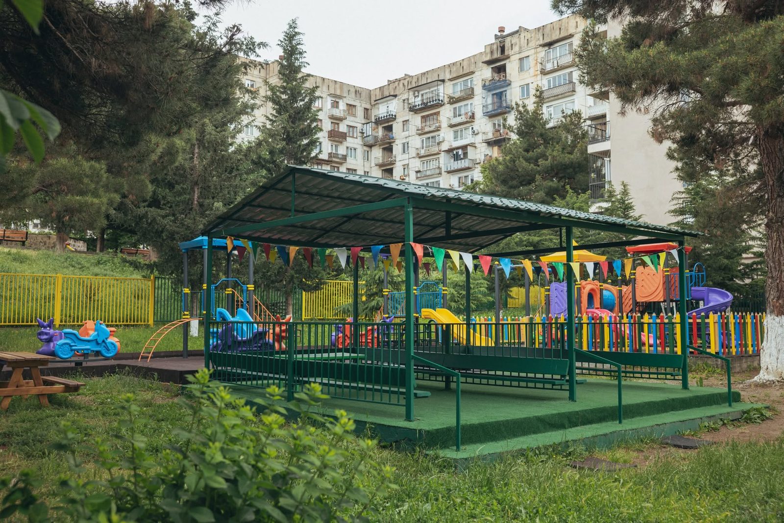 საგამოძიებო სამსახური თბილისის 20 საჯარო ბაგა-ბაღში ინტოქსიკაციის ფაქტს იძიებს
