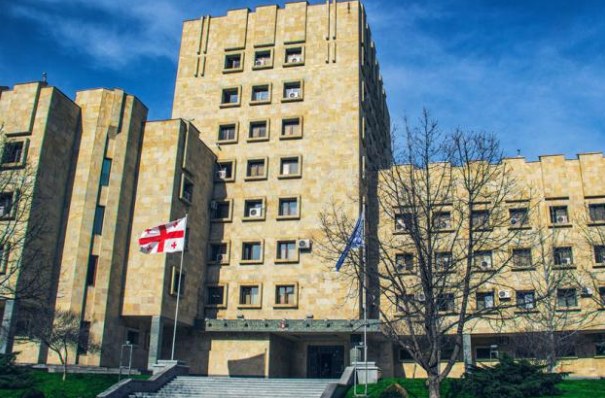 არასრულწლოვან გერს მდუღარე წყალს ასხამდა - ბრალდებულს 12 წელი მიესაჯა