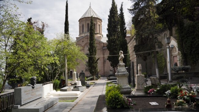 Quiz- იცით ვინ სად არის დაკრძალული?