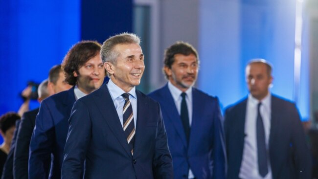 რატომ და როგორ კრძალავს "ოცნება" ოპოზიციურ პარტიებს? - რა უნდა ვიცოდეთ კონსტიტუციური სარჩელის შესახებ