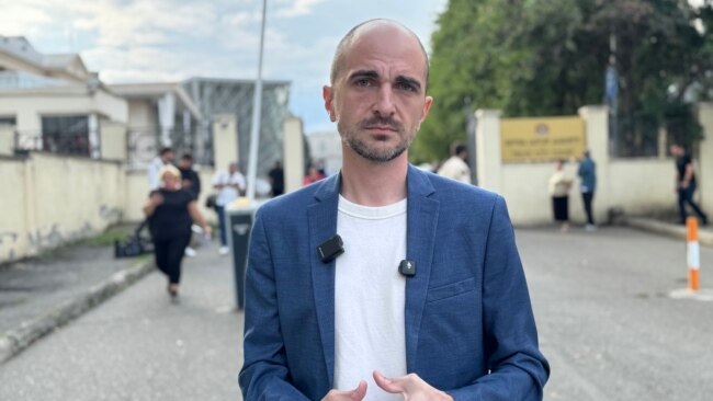 აქტივისტი თორნიკე რაზმაძე 3 ათასი ლარით დააჯარიმეს - მისი თქმით, ფეისბუკკომენტარი მარგარიტა სიმონიანს შეეხებოდა