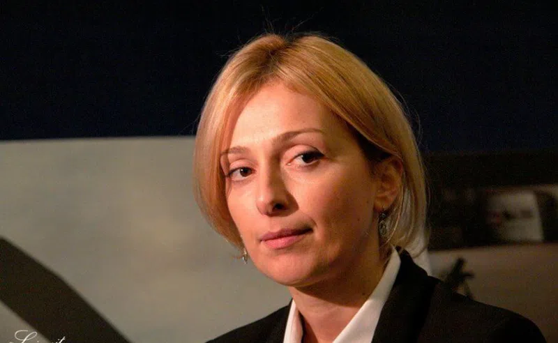 "ლევან ხაბეიშვილის შემოთავაზებითა და პოლიტიკური საბჭოს წევრთა თანხმობით, გავხდი „ერთიანი ნაციონალური მოძრაობის“ პოლიტსაბჭოს წევრი" - რა წერს ანა ნადარეიშვილი?