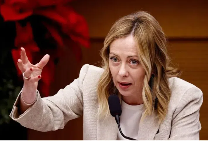 „სკოლაში სახის დაუფარავად უნდა იაროთ... იტალიაში ვერავინ გადაწყვეტს, რომ ახალგაზრდა ქალმა საკუთარი თავი უნდა დამალოს“ - იტალიის პრემიერი ჯორჯა მელონი