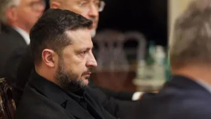 რუსი ჟურნალისტი ზელენსკის:"როდის ჩახვალთ მოსკოვში?"..ზელენსკი:"რაკეტით!" 24.09.2026
