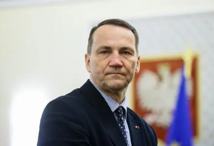 "ჰეი, ილონ მასკო, დიდო ადამიანო, ისევ პოლიტიკურ თამაშებს თამაშობ შენი პროდუქციით?" - რადოსლავ სიკორსკი უკრაინისთვის Starlink-ის შეზღუდვაზე