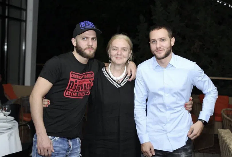 პენიტენციური სამსახური ძმები ფეიქრიშვილების დედის, ნინო აბრამიშვილის მიერ გავრცელებულ ინფორმაციას ეხმაურება