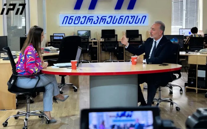"ეჭვი მაქვს, დეპუტატებს ღილაკი არ შეშლიათ, შეურაცხყოფას ვერ მივაყენებ თეა წულუკიანს რომ ვთქვა, ღილაკები აერია - ეს, სავარაუდოდ, ერთგვარი სიგნალი იყო „ოცნების“ მიმართ" - გიორგი შარაშიძე