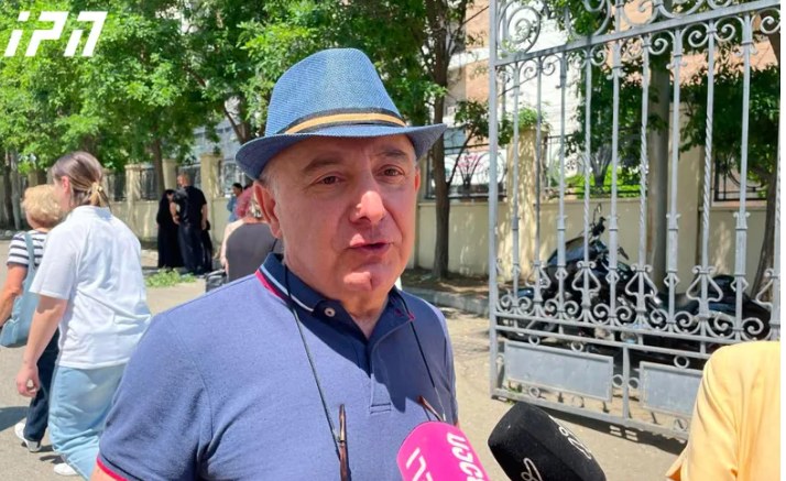 ექიმი გიორგი ჩახუნაშვილი სასამართლო დარბაზიდან გათავისუფლდა - 4 ოქტომბრის საქმე