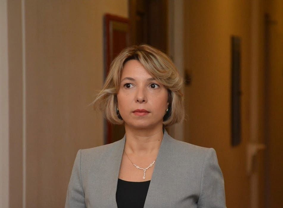 “21-ე სკო­ლის მშობ­ლე­ბო, რო­დე­საც გე­უბ­ნე­ბი­ან რომ სკო­ლა რე­მონტზე იხუ­რე­ბა, უნდა იცო­დეთ, რომ..." - რას წერს ნინო ლომჯარია?