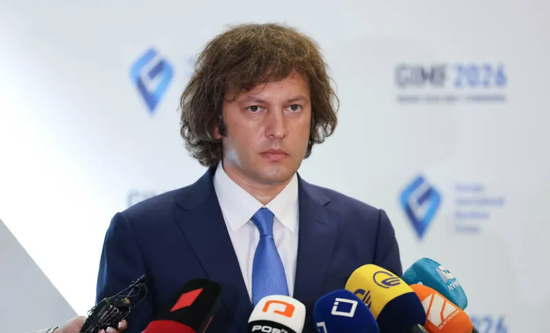 “ევროპარლამენტი მოგვაგონებს საბჭოთა კავშირის უზენაეს საბჭოს - ძალიან მძიმე მდგომარეობაშია ევროპარლამენტი, მთლიანად ევროპული ბიუროკრატია“ - ირაკლი კობახიძე