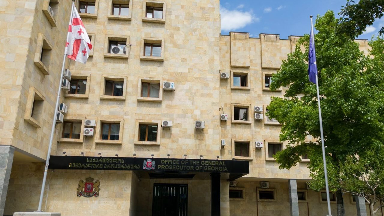 არასრულწლოვანის მკვლელობისთვის დაკავებულ არასრულწლოვანს ბრალი წარედგინა