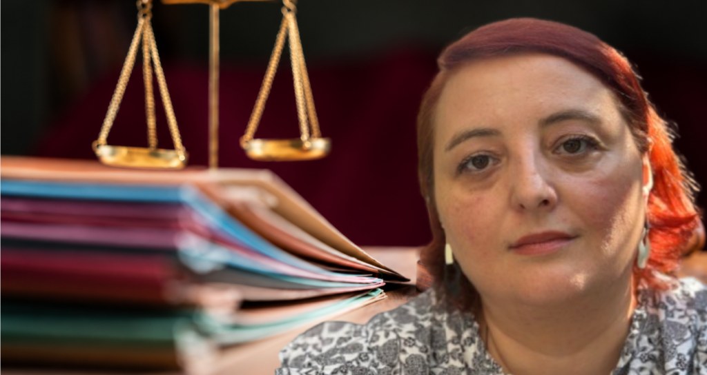 „ჩემი ორი კლიენტი ბინის მიღებას ვეღარ მოესწრო“ – ადვოკატი, რომელიც დევნილებს ეხმარება