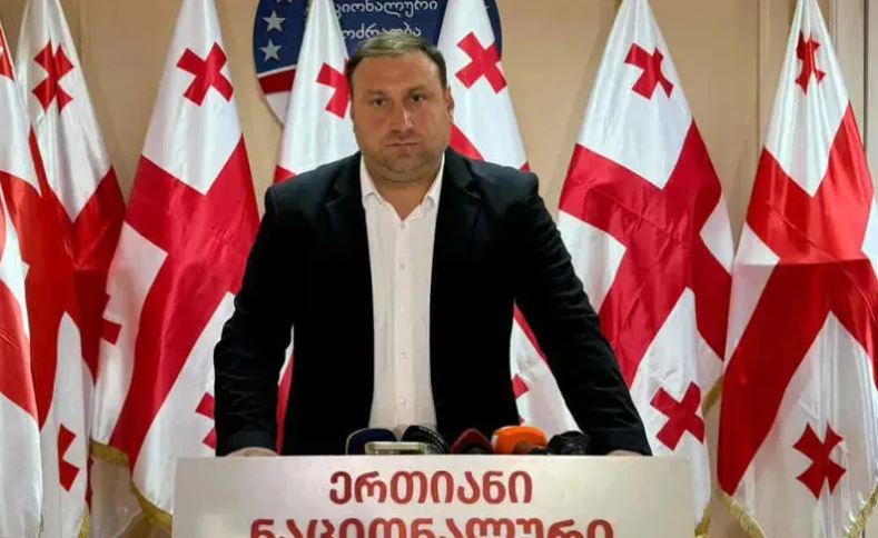 ლაშა ფარულავა - კახი კალაძე არა მხოლოდ კორუმპირებულია, ფაქტობრივად, ბიოტერორისტად იქცა - დაუყოვნებლივ ვითხოვთ გამოძიების დაწყებას კალაძის და იმ სახელმწიფო დაწესებულებების მიმართ, რომლებსაც ბაღებში საკვების ხარისხზე პასუხისმგებლობა ეკისრებათ