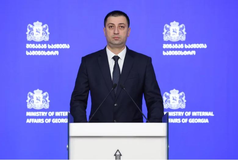 პოლიციამ გასულ 24 საათში ქურდულ სამყაროსთან კავშირში მყოფი 80 პირი დააკავა, 14-ს კი ბრალი წარედგინება