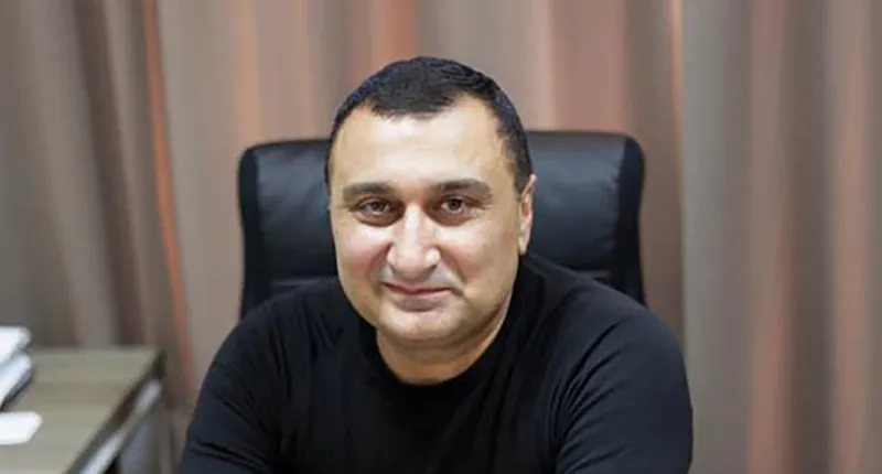 დავით ოქიტაშვილი თინათინ რუხაძეზე - ამ ქალმა მთელი „ქართული ოცნების“ გუნდი გასვარა და უღალატა მდინარაძესთან ერთად! მისი მფარველი მდინარაძე იყო - არავის არაფერი შერჩენია და არც ამ ქალსა და მის მფარველს არ უნდა შერჩეს