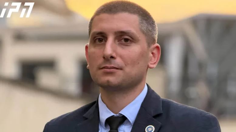 პროკურორი ვატო ყიფიანის, ავთანდილ ბილანიშვილის, იგივე „კაწროსა“ და შოთა ყიფიანის საქმეზე - ბრალდებულებმა იძალადეს დაზარალებულზე, ტკივილი განიცადა ადამიანმა, როცა ხელი დაარტყეს სახეში, ეს ყველაფერი მოხდა რესტორანში