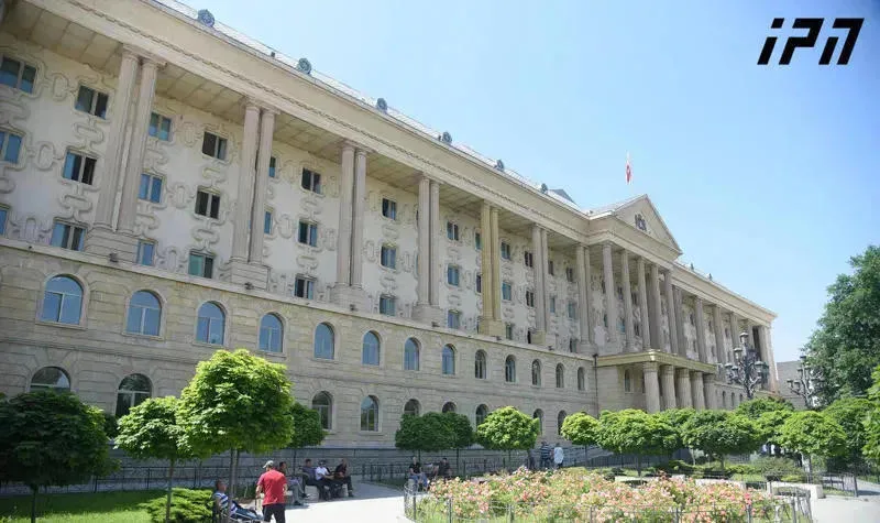 ერთ-ერთი საშაურმის თანამშრომლის, 22 წლის თამაზ მთივლიშვილის მკვლელობაში ბრალდებულ გიორგი პაპაშვილის საქმეზე განაჩენი დღეს გამოცხადდება