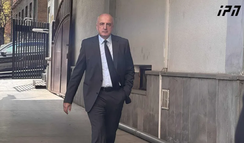 ოპოზიციონერი ლიდერები დიდი ბრიტანეთის, გერმანიისა და საფრანგეთის ელჩებს ხვდებიან