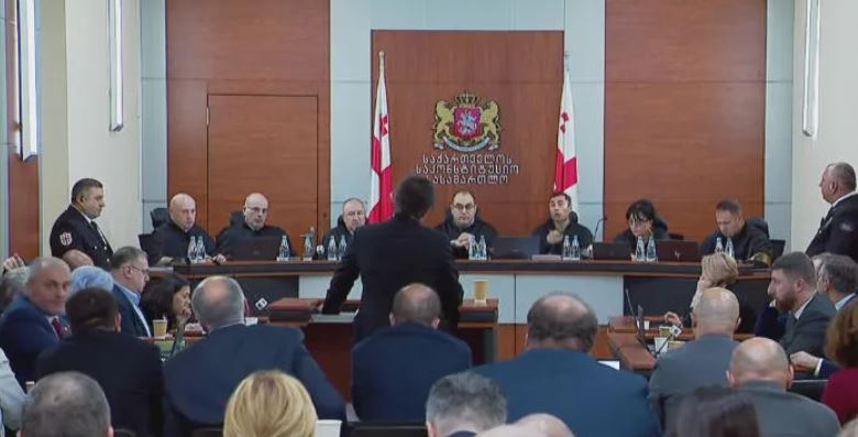 სერგო მეთოფიშვილი - სარჩელი ჩემთვის პირადად გასაგებია, რომელ პარტიას რას ედავებიან, გასაგებია, რამდენად დასაბუთებულია, არ ვიცი, ეს სულ სხვა საკითხია