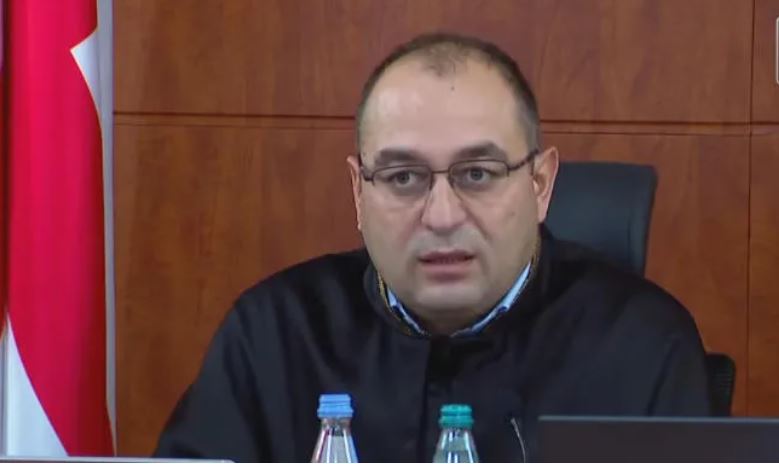 საკონსტიტუციო სასამართლო ოპოზიციური პარტიების აკრძალვის თაობაზე სარჩელის განხილვას მომდევნო კვირაშიც "ინტენსიურად გააგრძელებს"