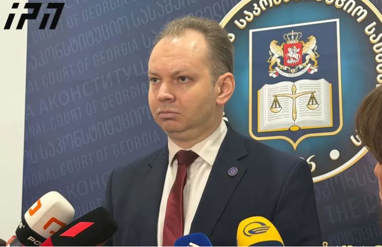 თორნიკე ჭეიშვილი ოპოზიციის წარმომადგენლებზე - შეეცადნენ, შეურაცხყოფა მიეყენებინათ ასობით და ათასობით თანამოქალაქისათვის, რომელთა პირადი ტრაგედიებია აღბეჭდილი დროებითი საგამოძიებო კომისიის დასკვნის ფურცლებზე