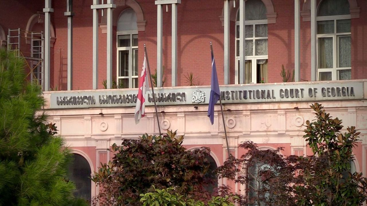 როგორ აფასებს „სოციალური სამართლიანობის ცენტრი“ პარტიების აკრძალვის სარჩელს