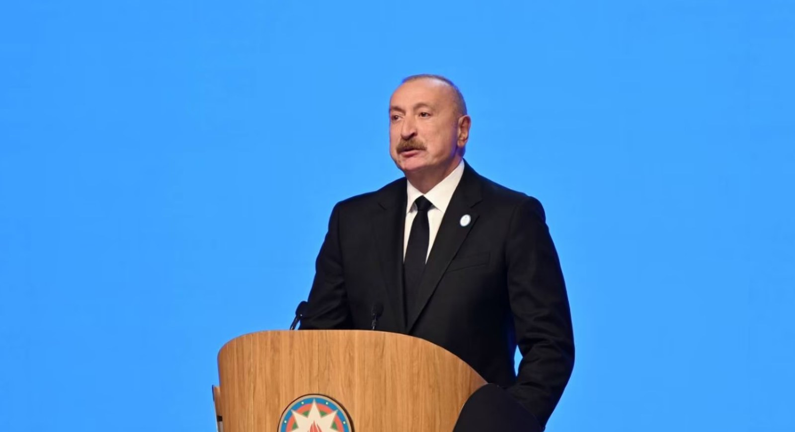 აზერბაიჯანის მმართველმა პარტიამ ალიევისთვის თავმჯდომარეობის ვადის შეზღუდვა გააუქმა