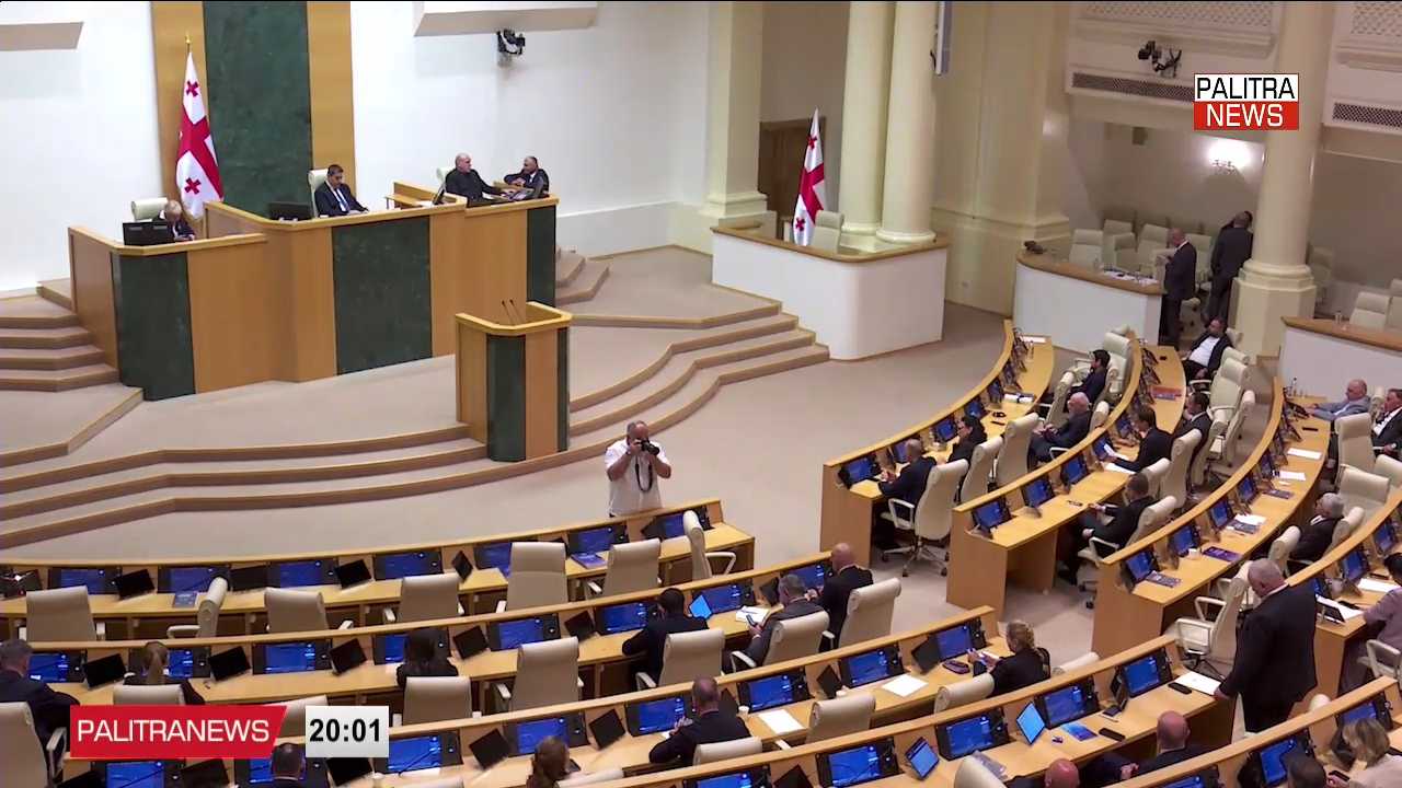 ქონების გადასახადზე 40 000-ლარიანი ზღვარი უქმდება - 100 000 ლარამდე შემოსავლის მქონე პირები გადასახადისგან გათავისუფლდებიან