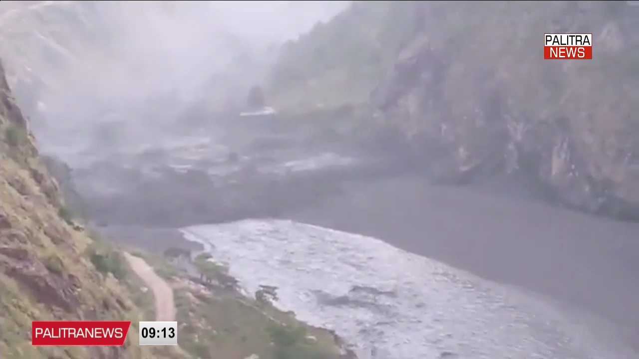 ნეპალში ძლიერმა წყალდიდობამ სახლები და ხიდები წაიღო, სულ მცირე, ხუთი ადამიანი კი დაკარგულად ითვლება