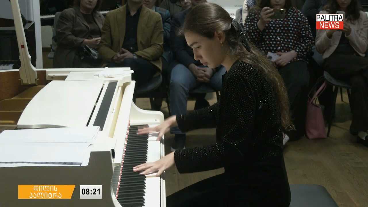 სტეინვეის დარბაზში ვოკალური და საფორტეპიანო მუსიკის საღამო გაიმართა - კონცერტმა კლასიკური მუსიკის მოყვარულებს ახალი სახეები წარუდგინა