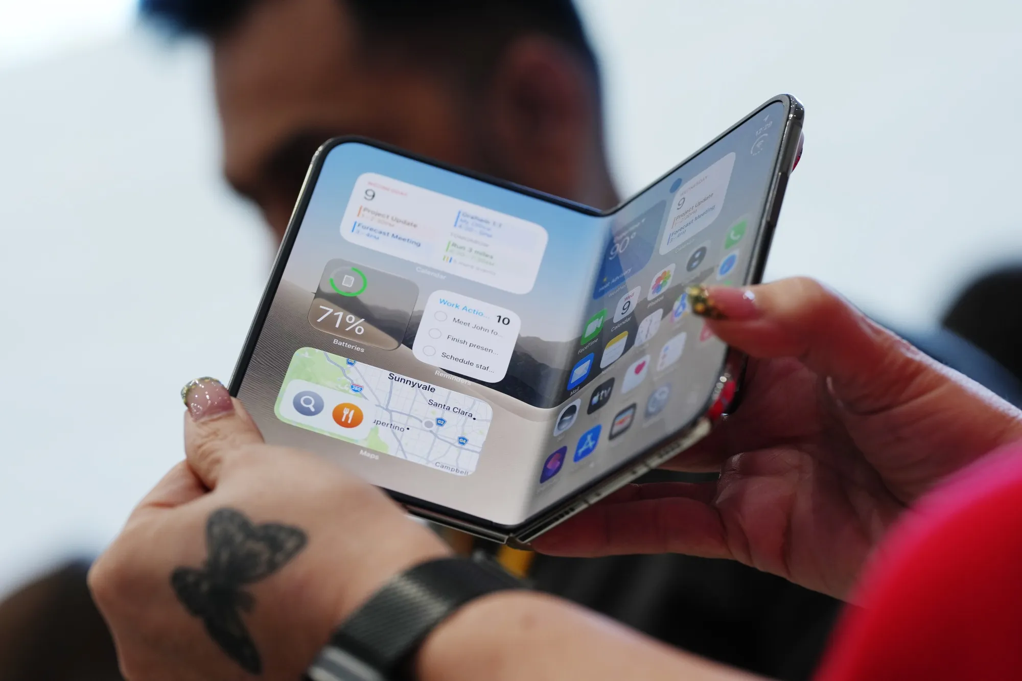 iPhone Duo - Apple-ის ისტორიაში ყველაზე დიდი ცვლილება: შეცვლის თუ არა ის დასაკეცი სმარტფონების ეპოქას?