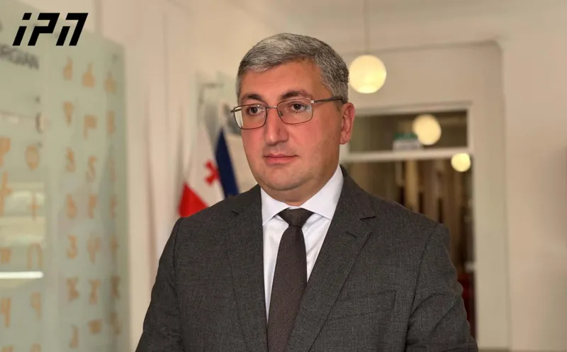 ფინანსთა მინისტრის პირველი მოადგილის განცხადებით, შესაძლოა, პენსიის თანხა დაკორექტირდეს და 2027 წლიდან, 70 წლამდე პირების პენსია 20 ლარზე მეტით გაიზარდოს