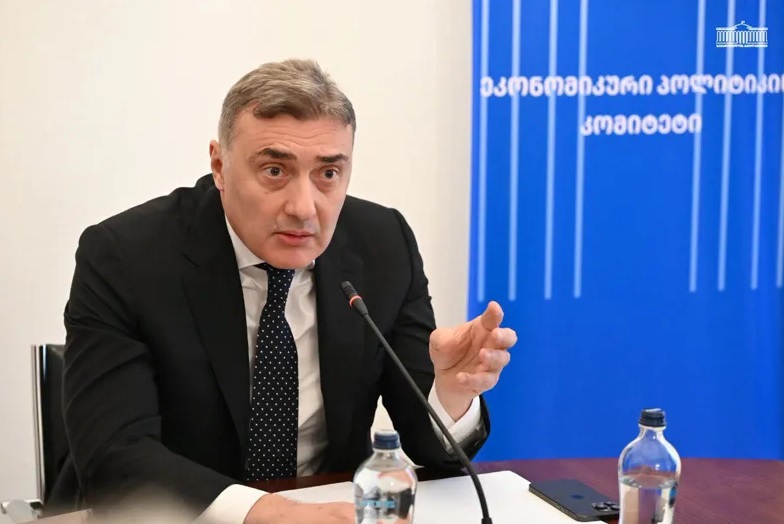 „ვინც ნაკლებს მოიხმარს, მისთვის ტარიფი ნაკლები იქნება, ხოლო ვინც მეტს მოიხმარს - მისთვის უფრო მაღალი“ - შოთა ბერეკაშვილი წყლისა და გაზის გადასახადზე