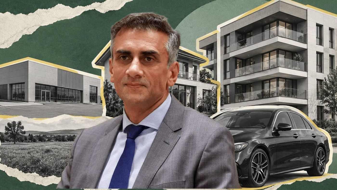Mercedes-ის მარკის სამი ავტომობილი, 146 194 ლარის წლიური შემოსავალი - რა ქონებას ფლობს პარლამენტის თავმჯდომარის მოადგილე