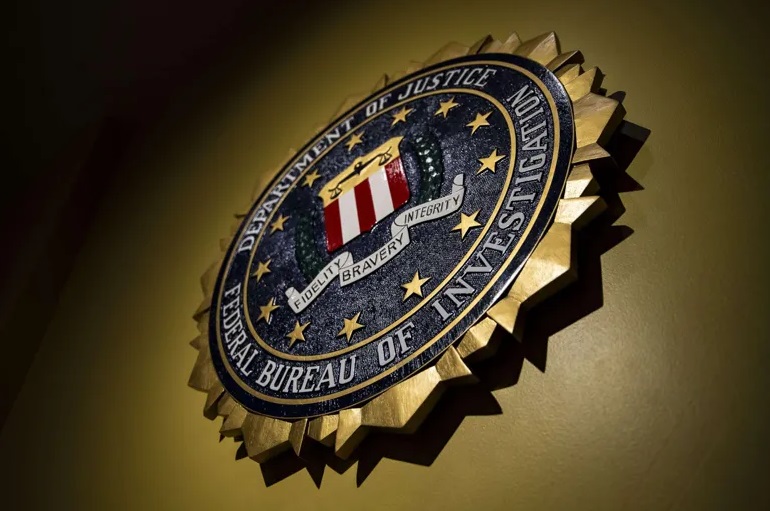 FBI იძიებდა, მონაწილეობდნენ თუ არა ლინდსი გრემი, ჯეიმს კლაიბერნი და ჯო უილსონი კორუფციის სქემაში